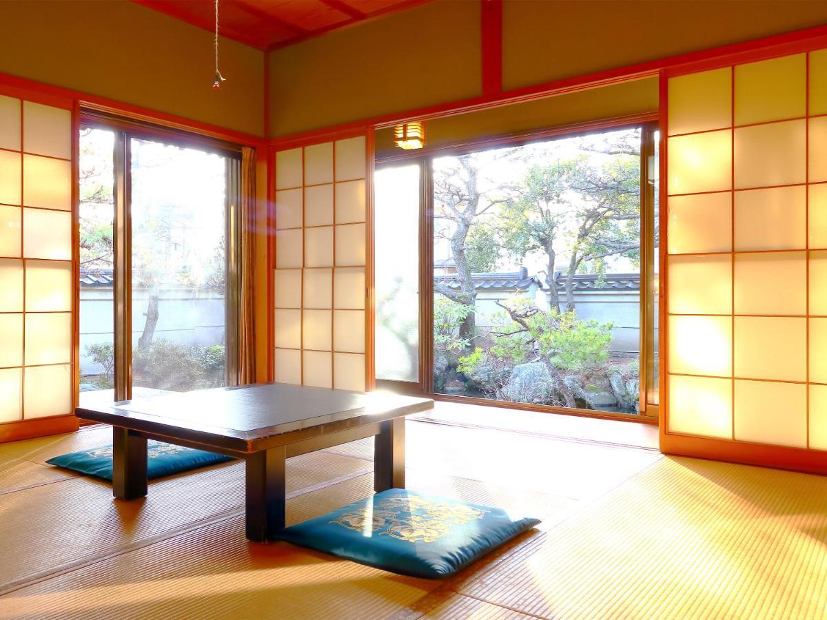 Karasawa Ryokan 3*