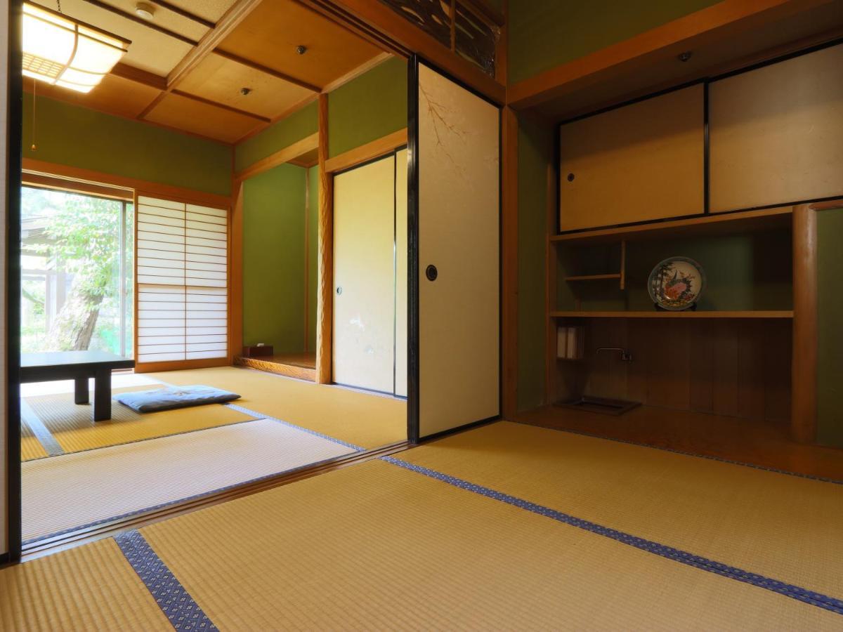 Karasawa Ryokan 3*